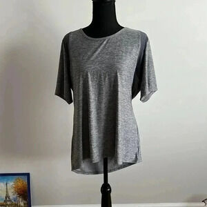 2x Workout Tees; grey and pink
